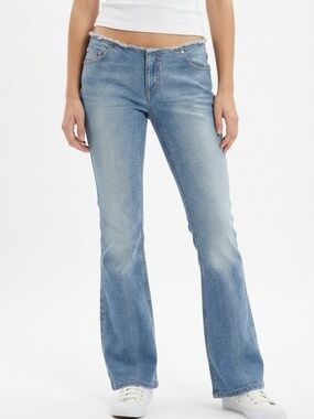 👖DELIA’S • Y2K Low Rise Frayed Waist Flare Jeans Blue Denim Size 9/10